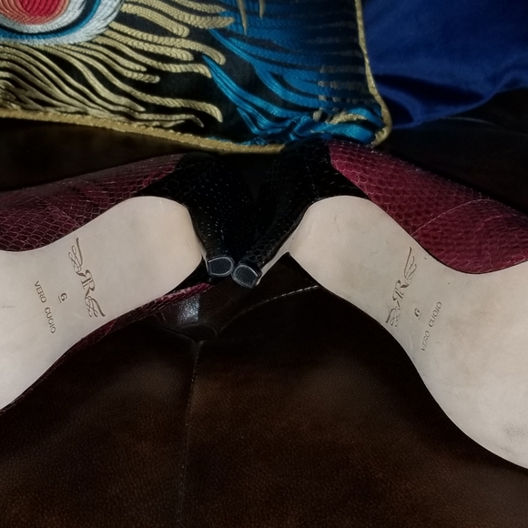 Rachel Roy Snakeskin Pointed Heels ☆ Size 6 - Picture 8 of 9